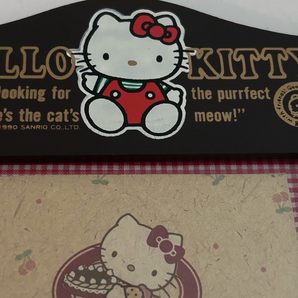 Vintage Hello Kitty Wooden Picture Frame Sanrio 1990  Holds Photo 4.5x3.25 inch - Picture 2 of 12